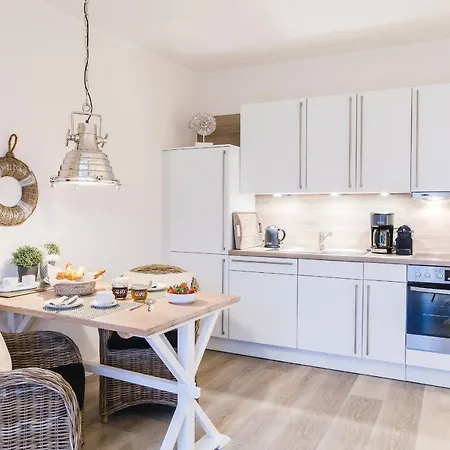 Strandvilla Hafenglück Apartment *